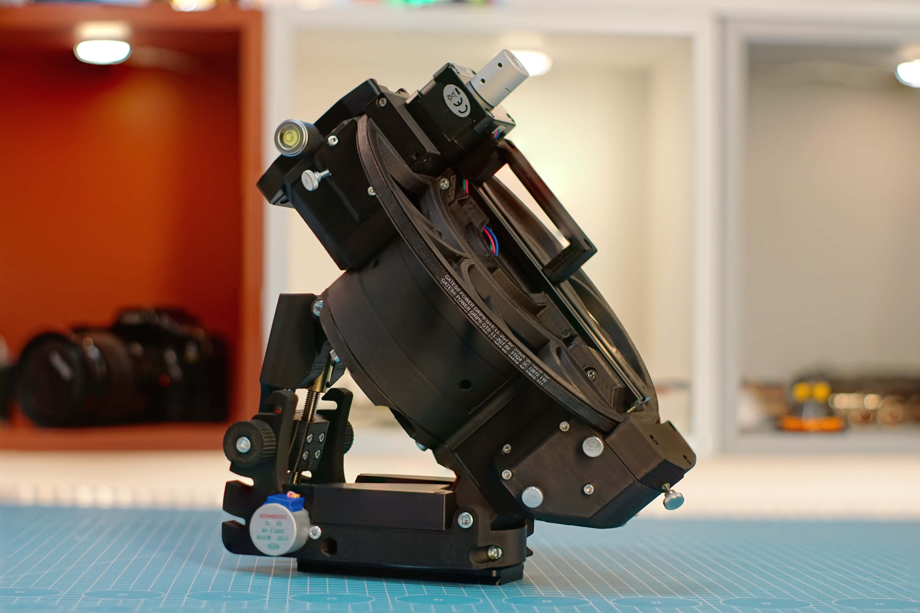 oae1_smaller.jpg